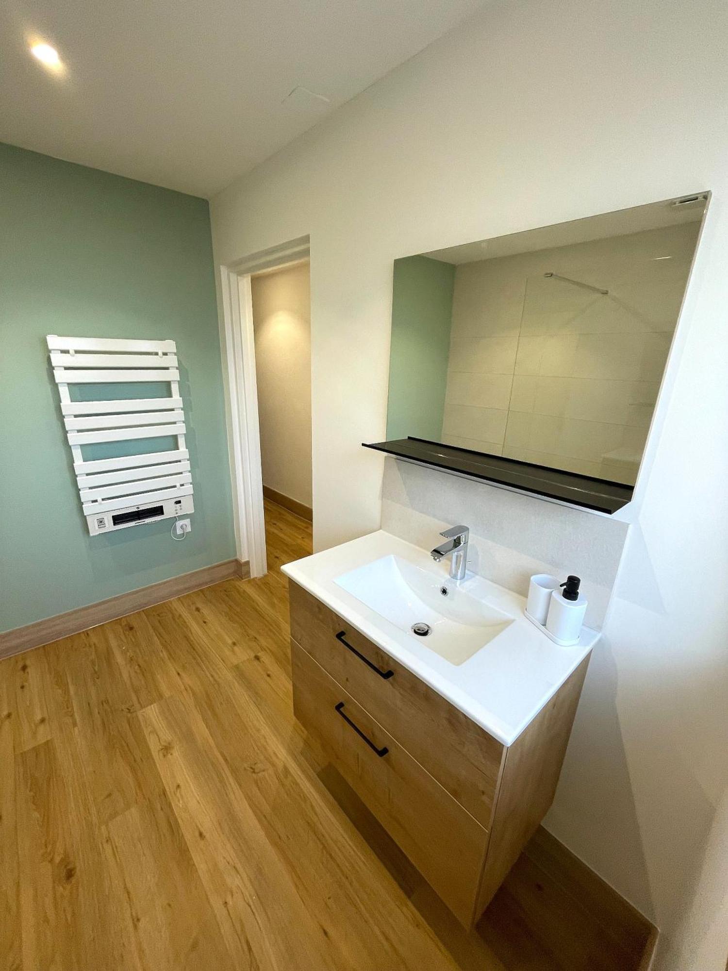 Appartement Moderne Et Spacieux, A 10 Min De La Gare Colmar Bagian luar foto